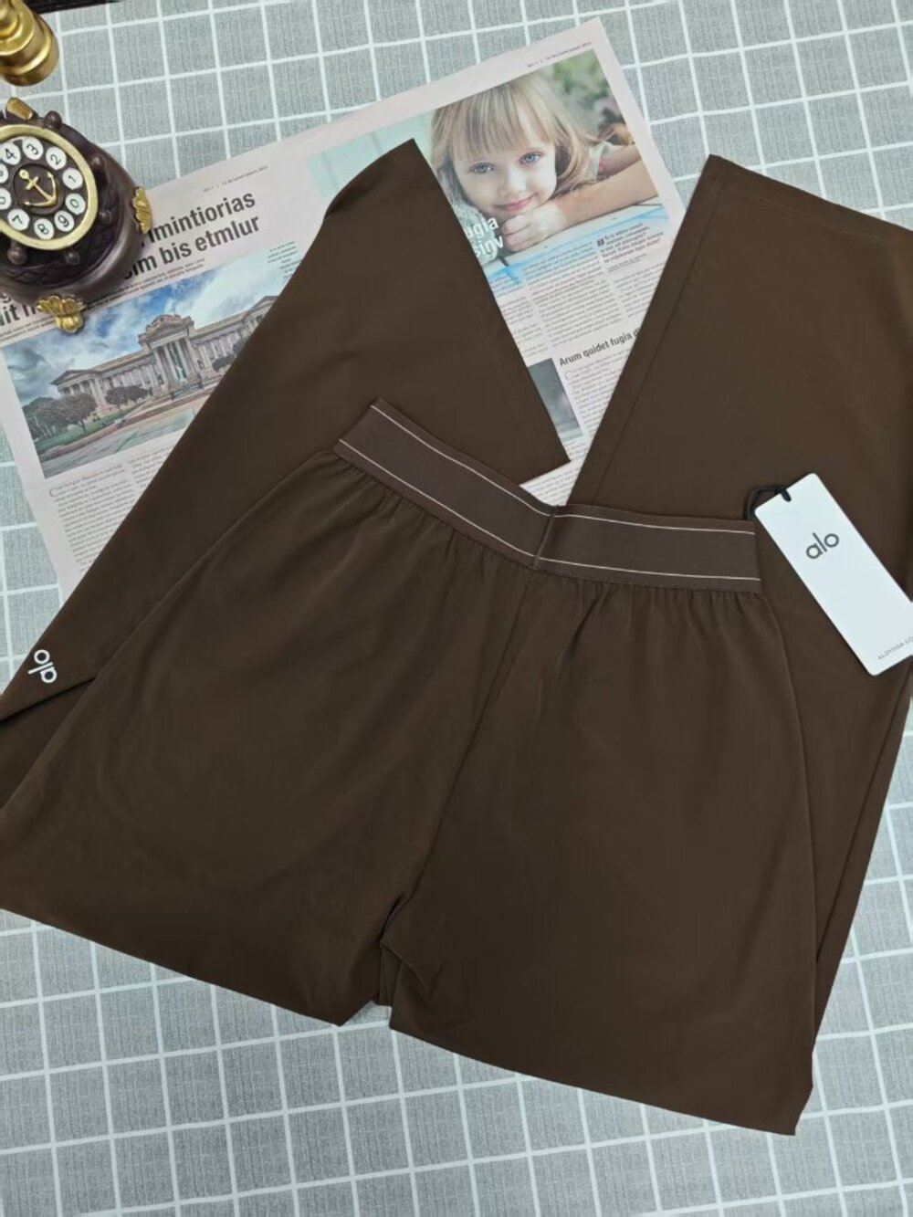 NWT ALO Yoga Suit Up Trouser Espresso Regular🤎Straight Leg High/Low Waist - Picture 7 of 8